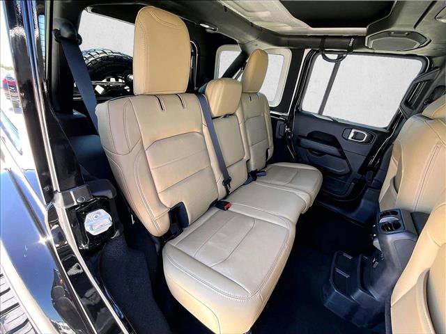Used 2019 Jeep Wrangler Unlimited Sahara w/ Quick Order Package 24M Moab AWD/4WD image 29