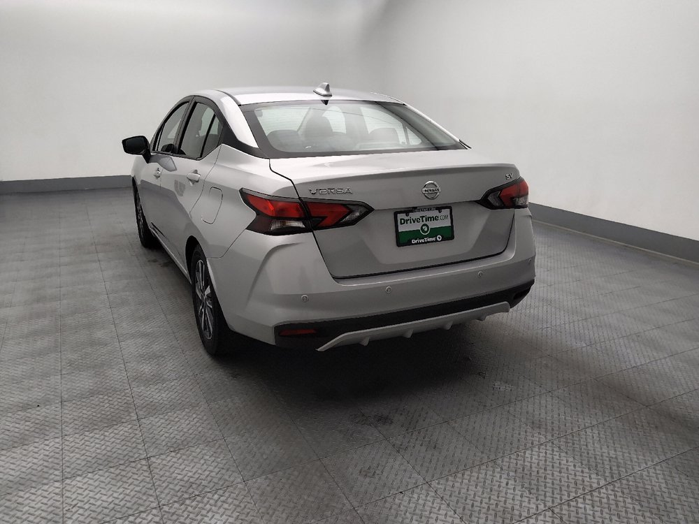 Used 2021 Nissan Versa SV FWD image 6