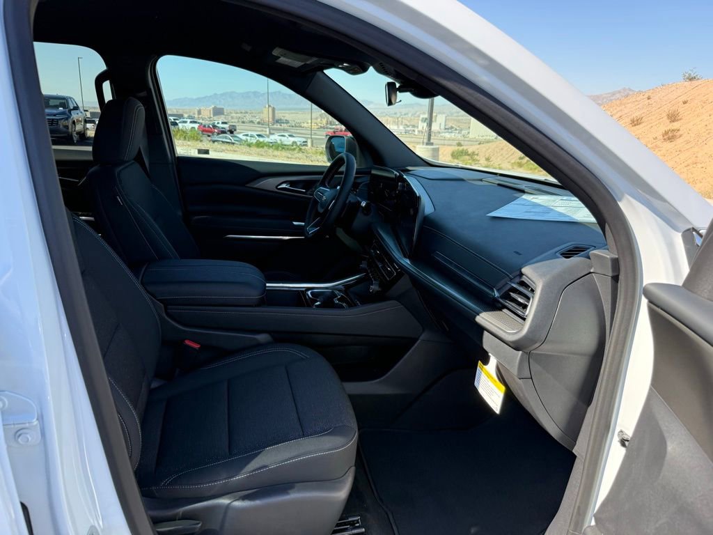 New 2026 Chevrolet Traverse LT image 14