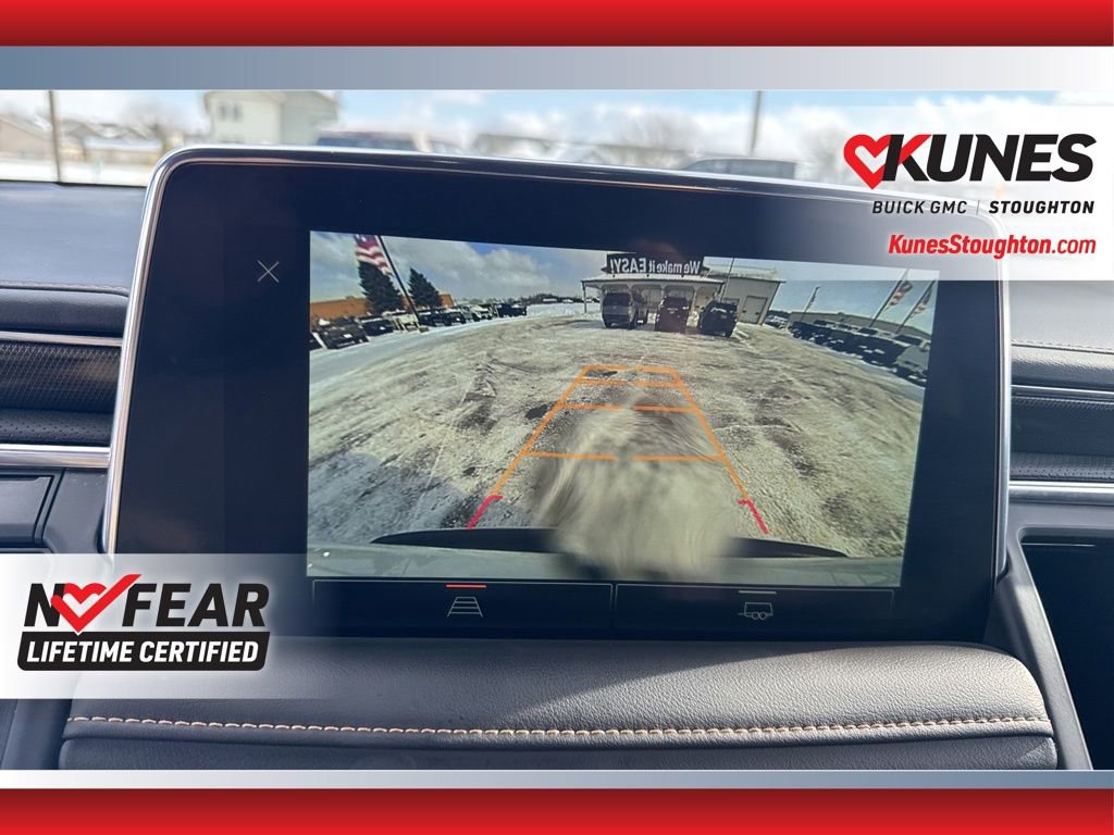 Used 2024 GMC Yukon AT4 AWD/4WD image 33