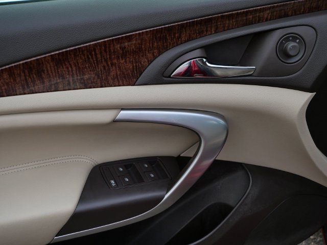 Used 2013 Buick Regal Premium FWD image 15