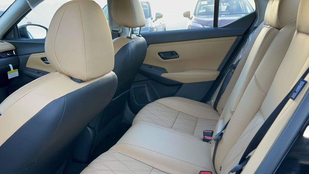New 2025 Nissan Sentra SV w/ SV Premium Package FWD image 30