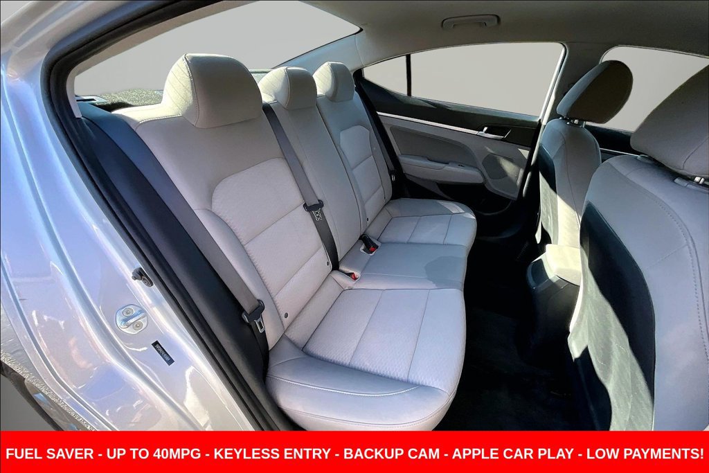 Used 2020 Hyundai Elantra SEL FWD image 28