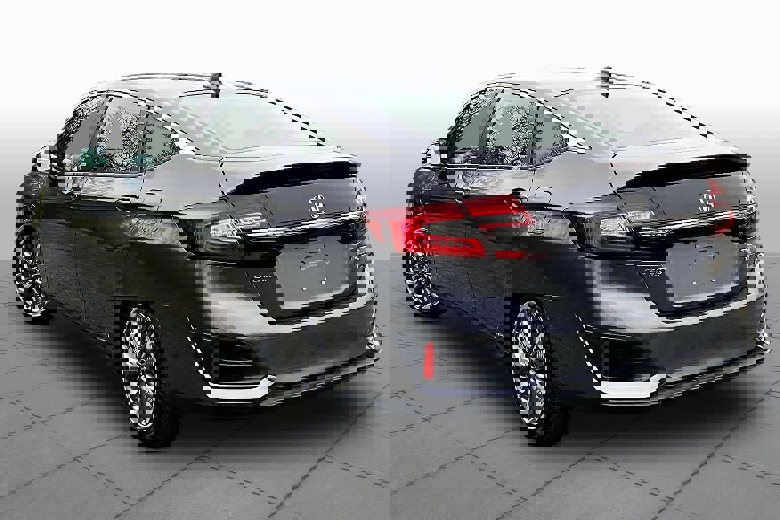 Used 2021 Honda Clarity Touring image 12