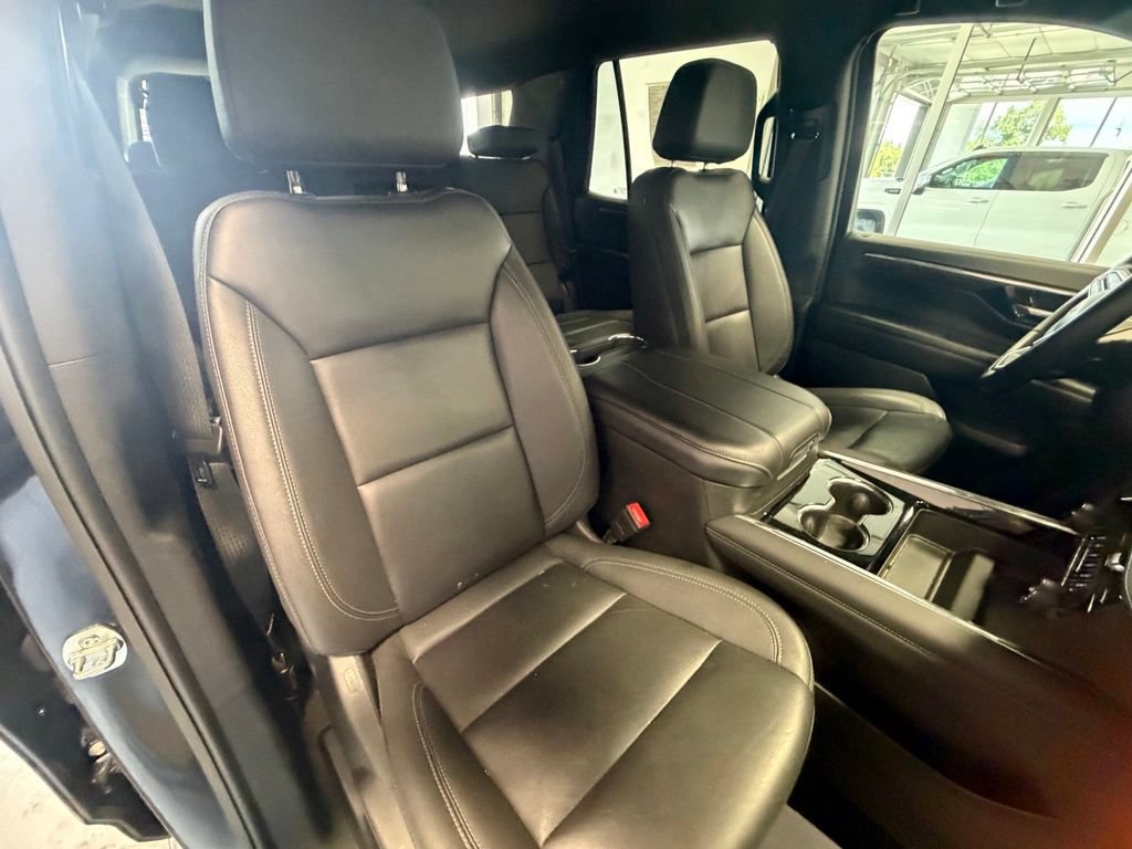 Used 2025 Chevrolet Tahoe LT AWD/4WD image 47