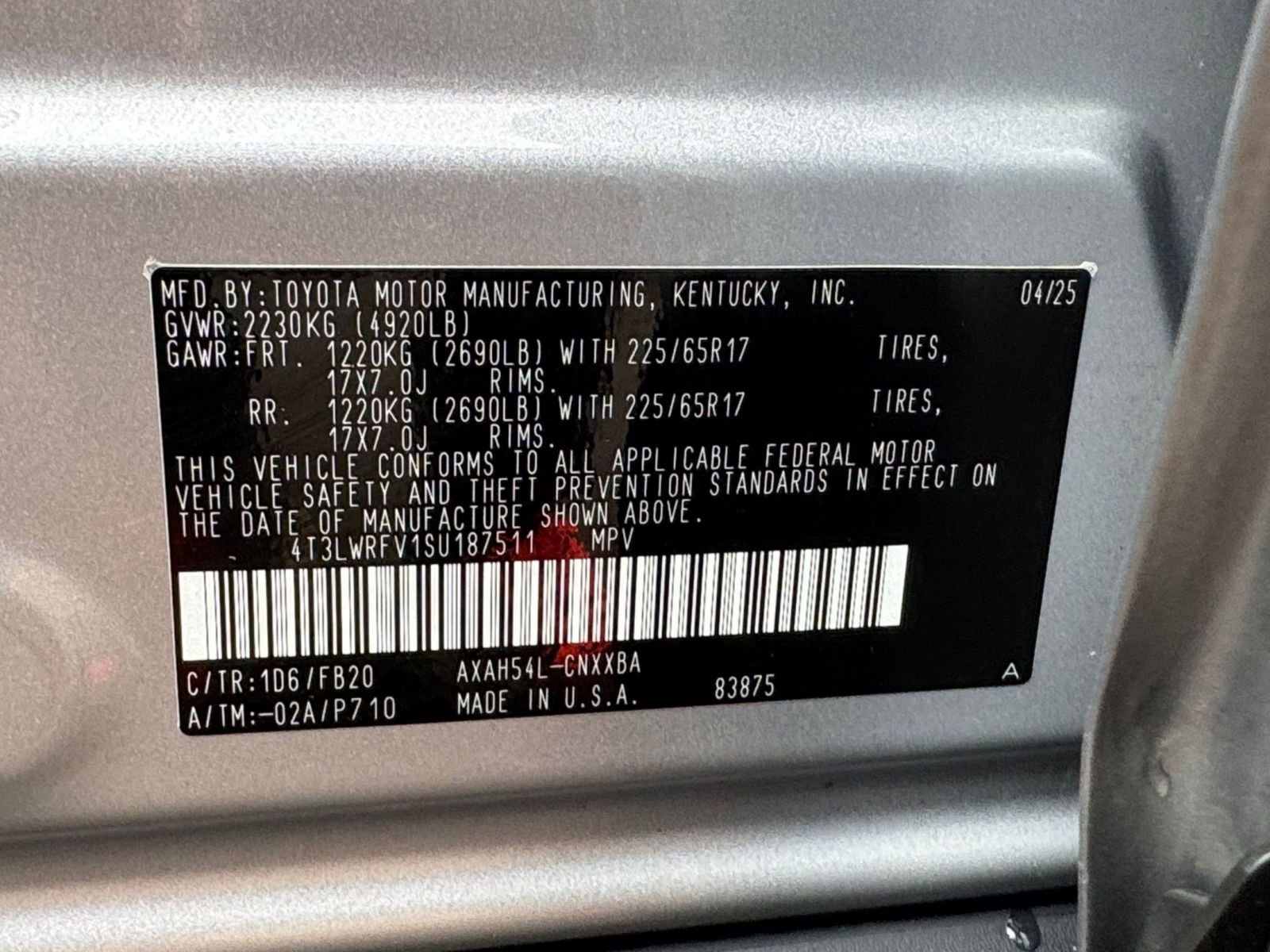 Used 2025 Toyota RAV4 LE image 28