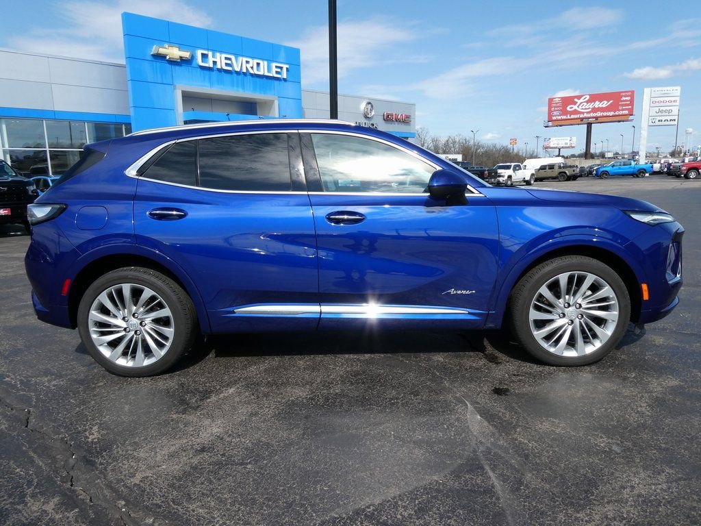 Certified 2024 Buick Envision Avenir image 4