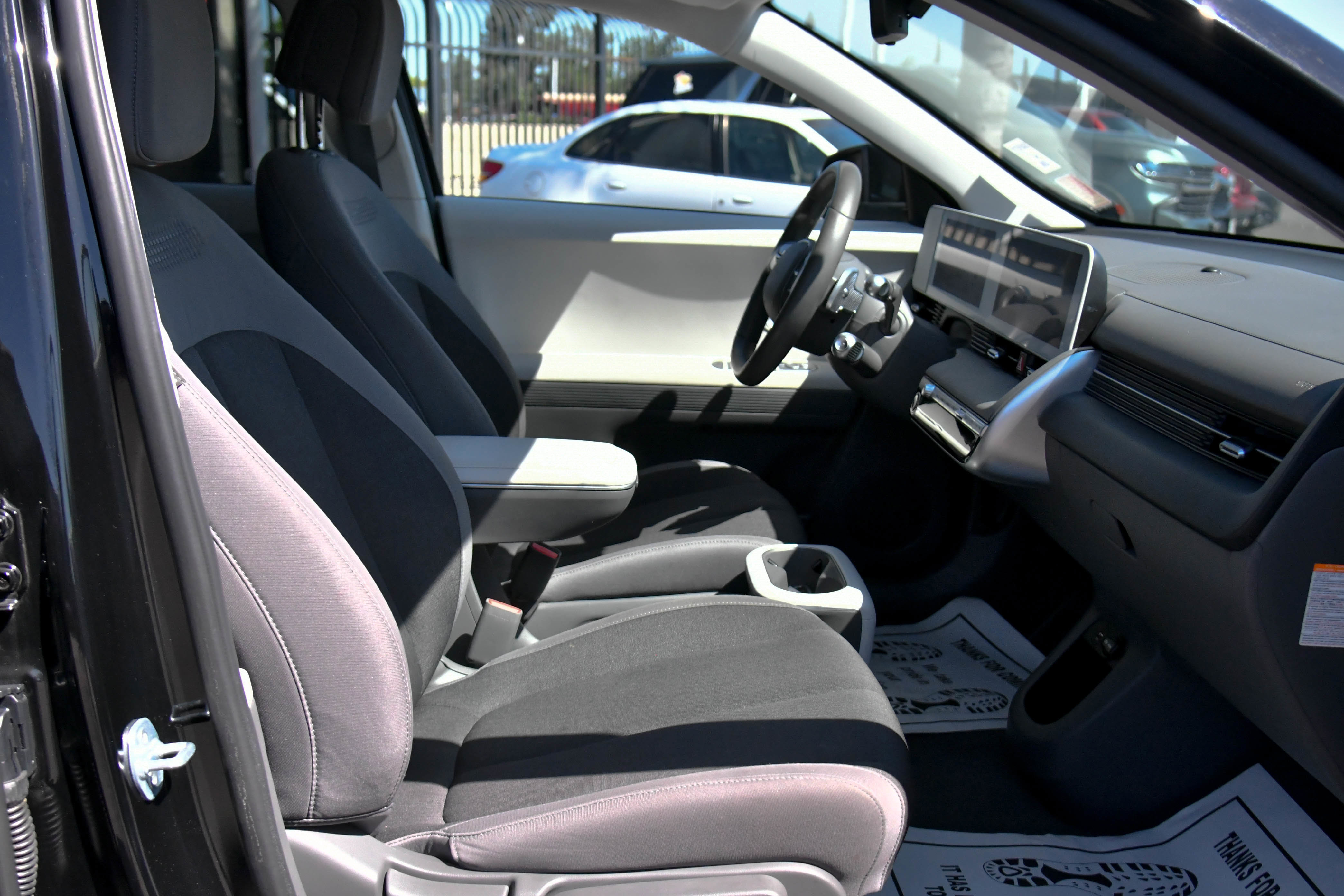 Used 2024 Hyundai Ioniq 5 SEL RWD image 48