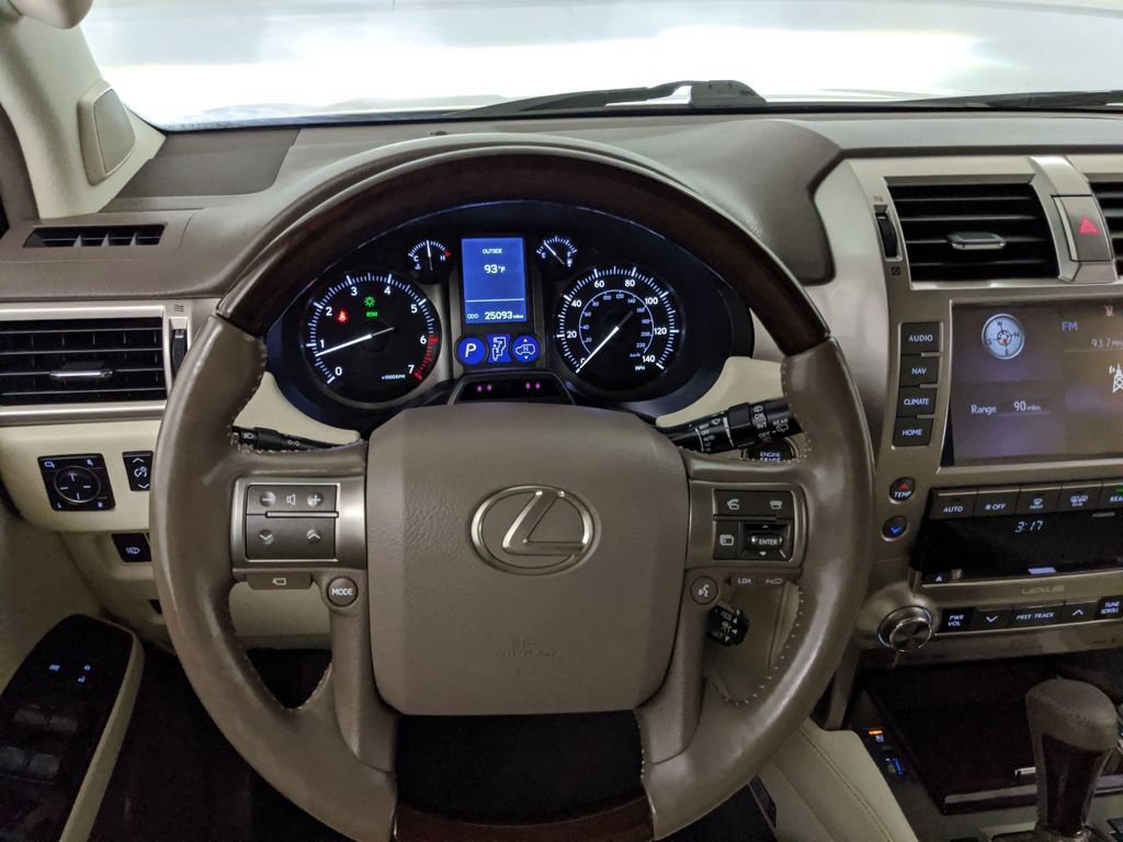 Used 2019 Lexus GX 460 Luxury AWD/4WD image 11