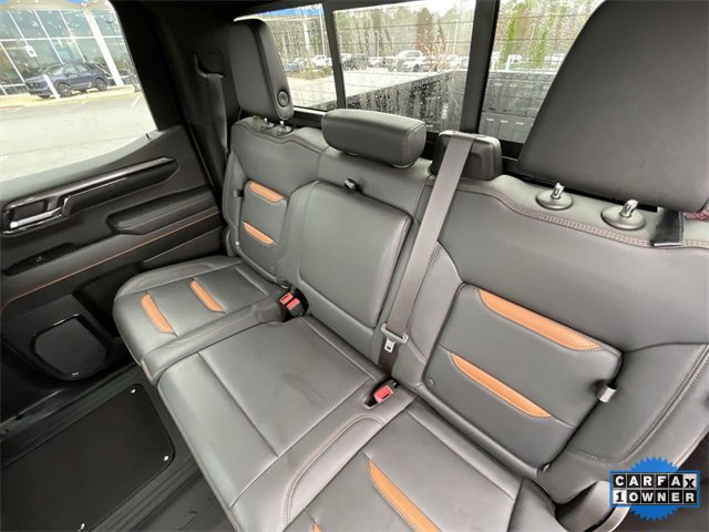 Used 2024 GMC Sierra 1500 AT4 w/ Technology Package image 23