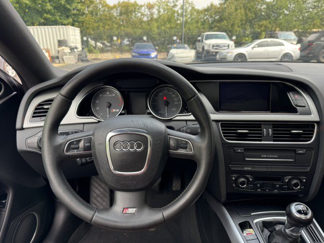 Used 2010 Audi S5 Premium Plus AWD/4WD image 25