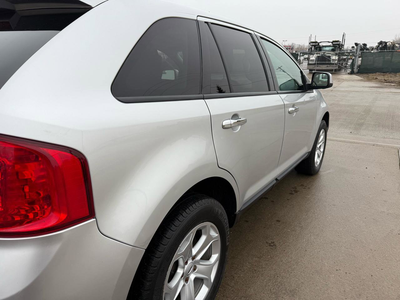 Used 2011 Ford Edge SEL w/ Canadian Comfort Pkg AWD/4WD image 5