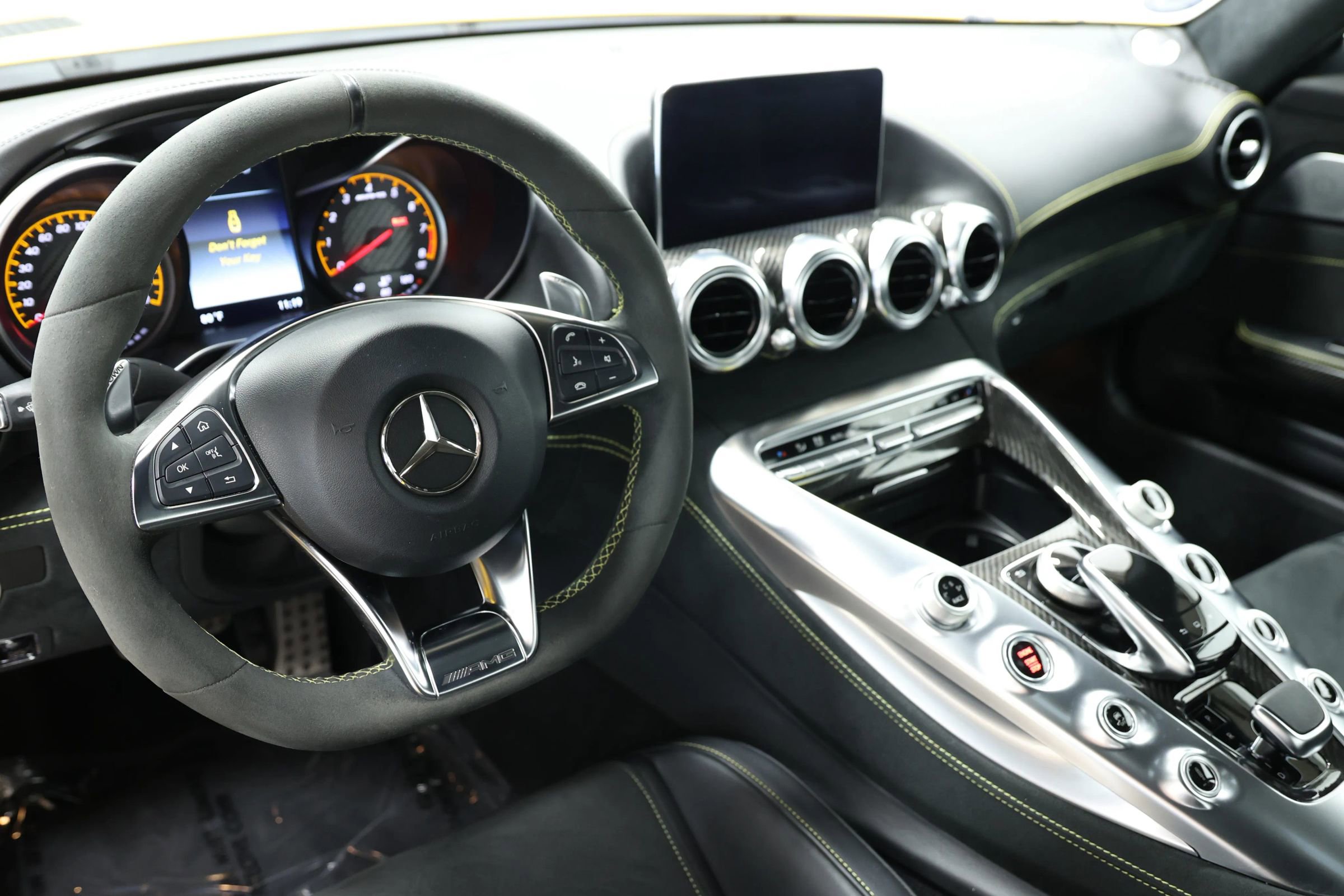 Used 2016 Mercedes-Benz AMG GT S image 2