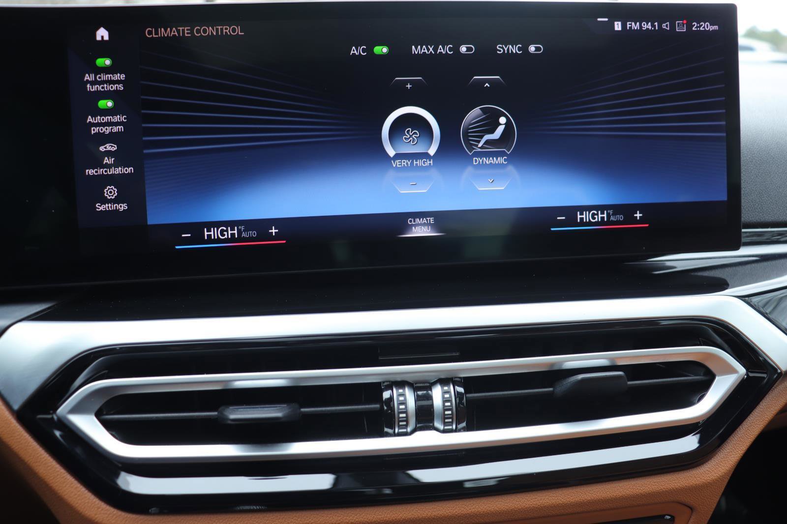 Used 2023 BMW 330i Sedan w/ Driving Assistance Package image 27