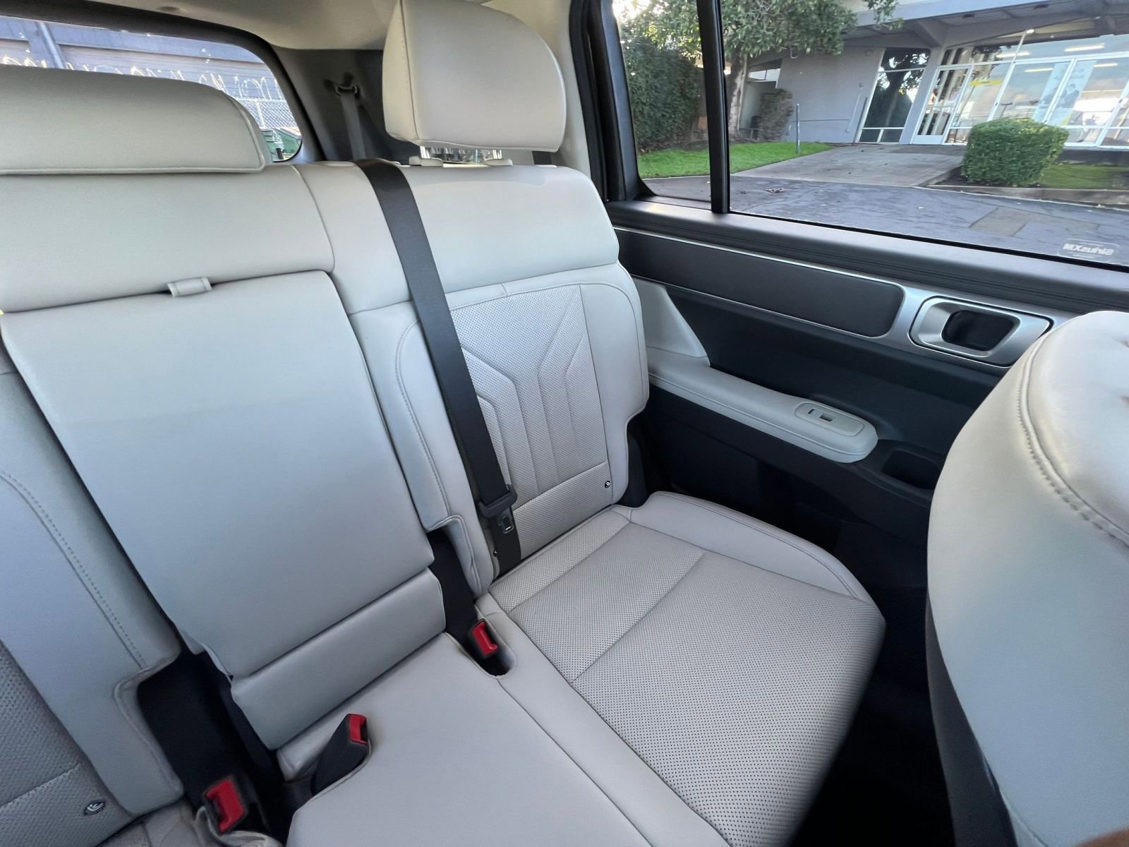 Used 2025 Hyundai Santa Fe SEL image 39