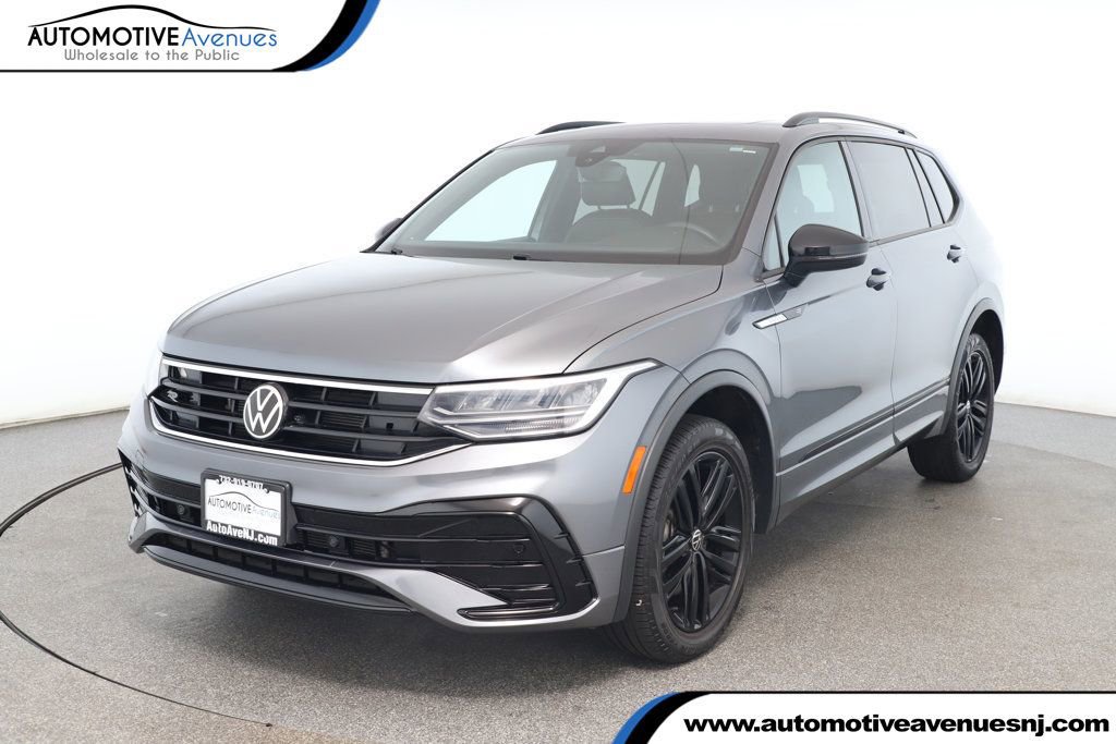 Used 2022 Volkswagen Tiguan SE R-Line
