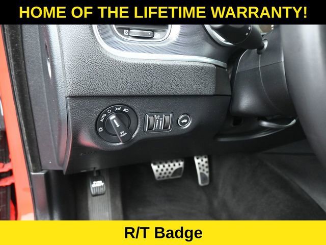 Used 2016 Dodge Charger R/T RWD image 16