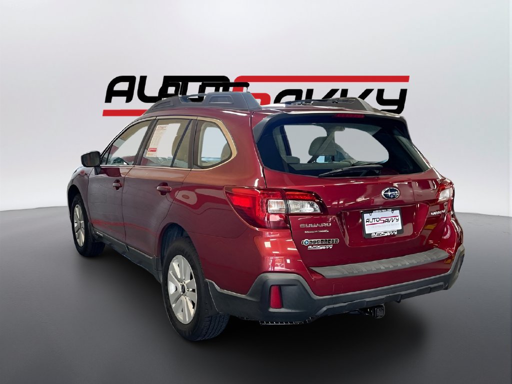 Used 2019 Subaru Outback 2.5i AWD/4WD image 5