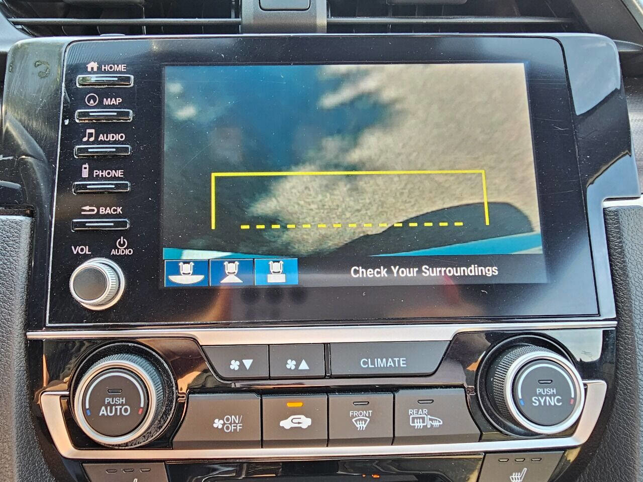 Used 2019 Honda Civic Touring image 24