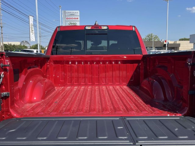 New 2027 RAM 1500 Big Horn w/ Night Edition AWD/4WD image 17