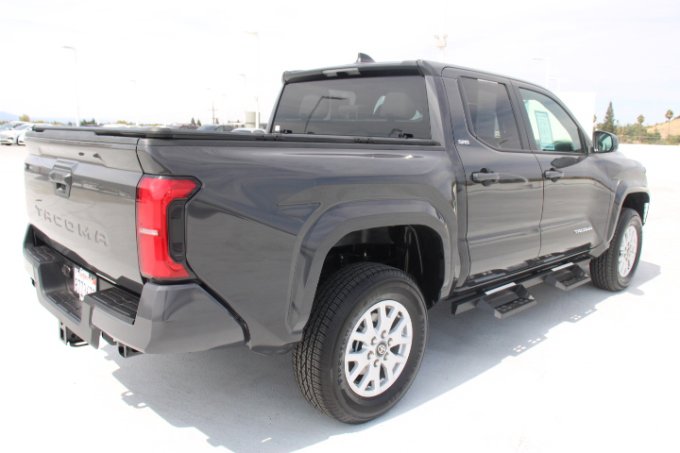 Used 2024 Toyota Tacoma SR5 image 3