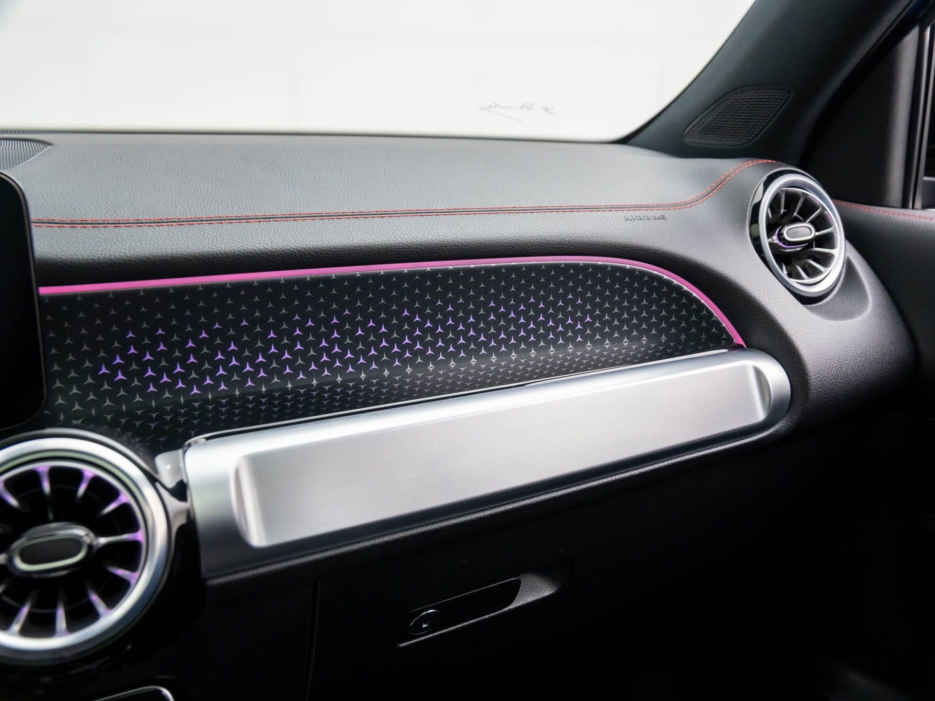 Certified 2024 Mercedes-Benz EQB 250+ image 27