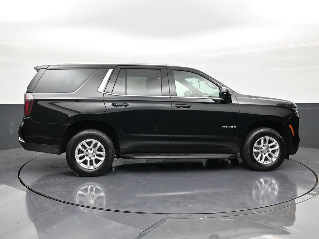 Used 2025 Chevrolet Tahoe LS RWD image 6