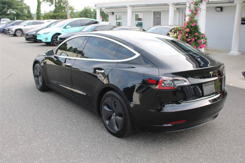 Used 2020 Tesla Model 3 Standard Range Plus RWD image 4