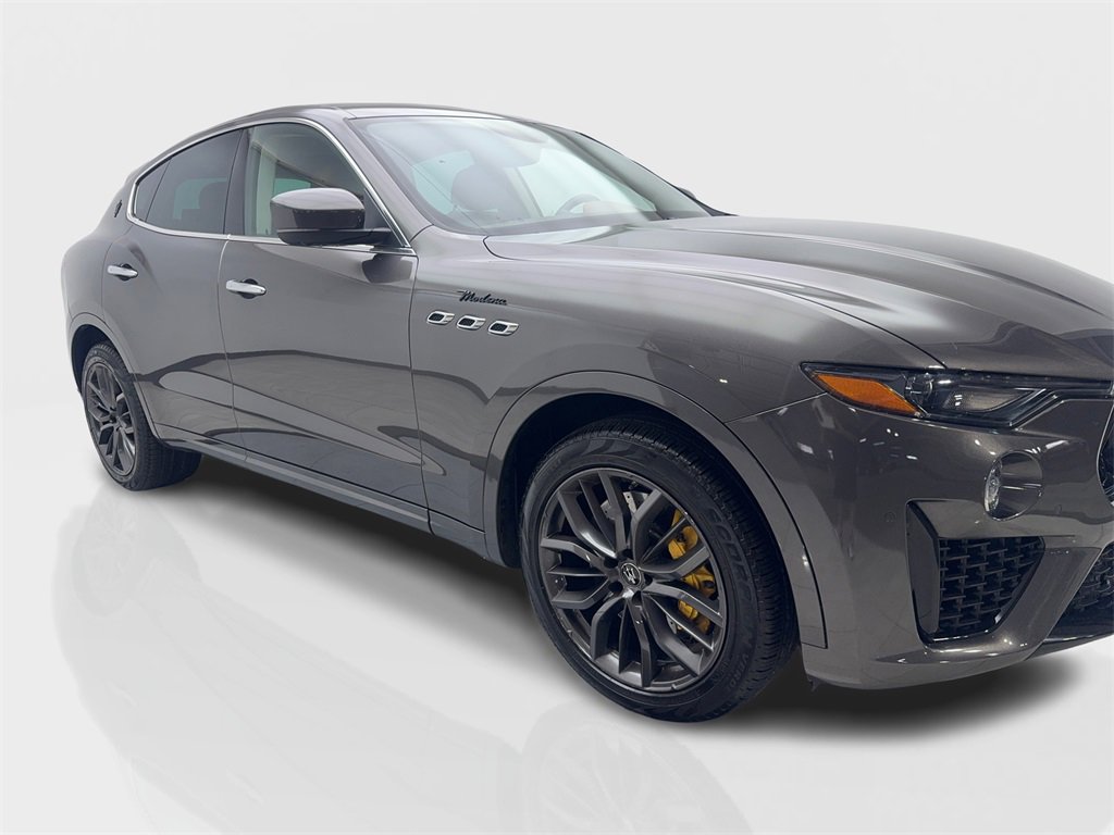 Used 2022 Maserati Levante Modena image 12
