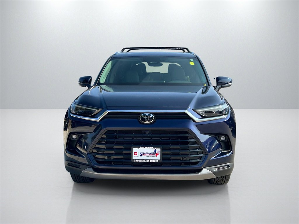Used 2026 Toyota Grand Highlander Limited image 2