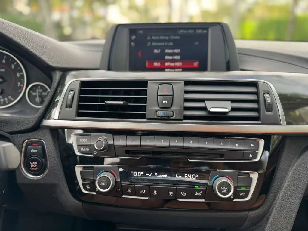 Used 2018 BMW 330i Sedan w/ Convenience Package image 12