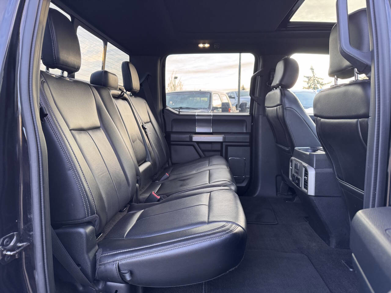 Used 2020 Ford F150 Lariat w/ Equipment Group 502A Luxury image 9