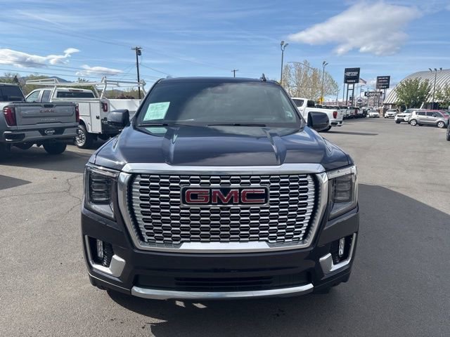 Used 2024 GMC Yukon XL Denali image 2