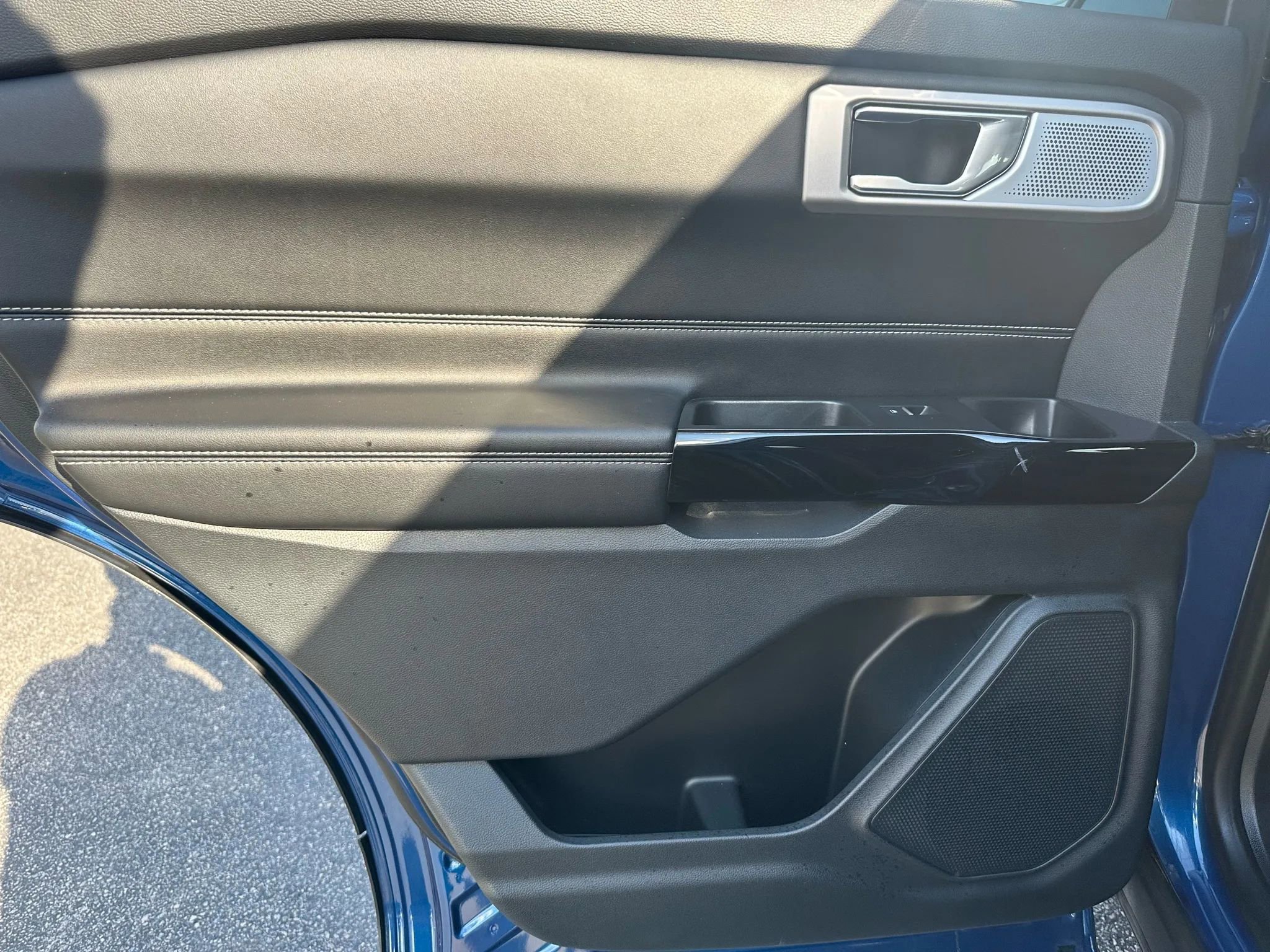 Used 2021 Ford Explorer ST w/ Equipment Group 401A image 15