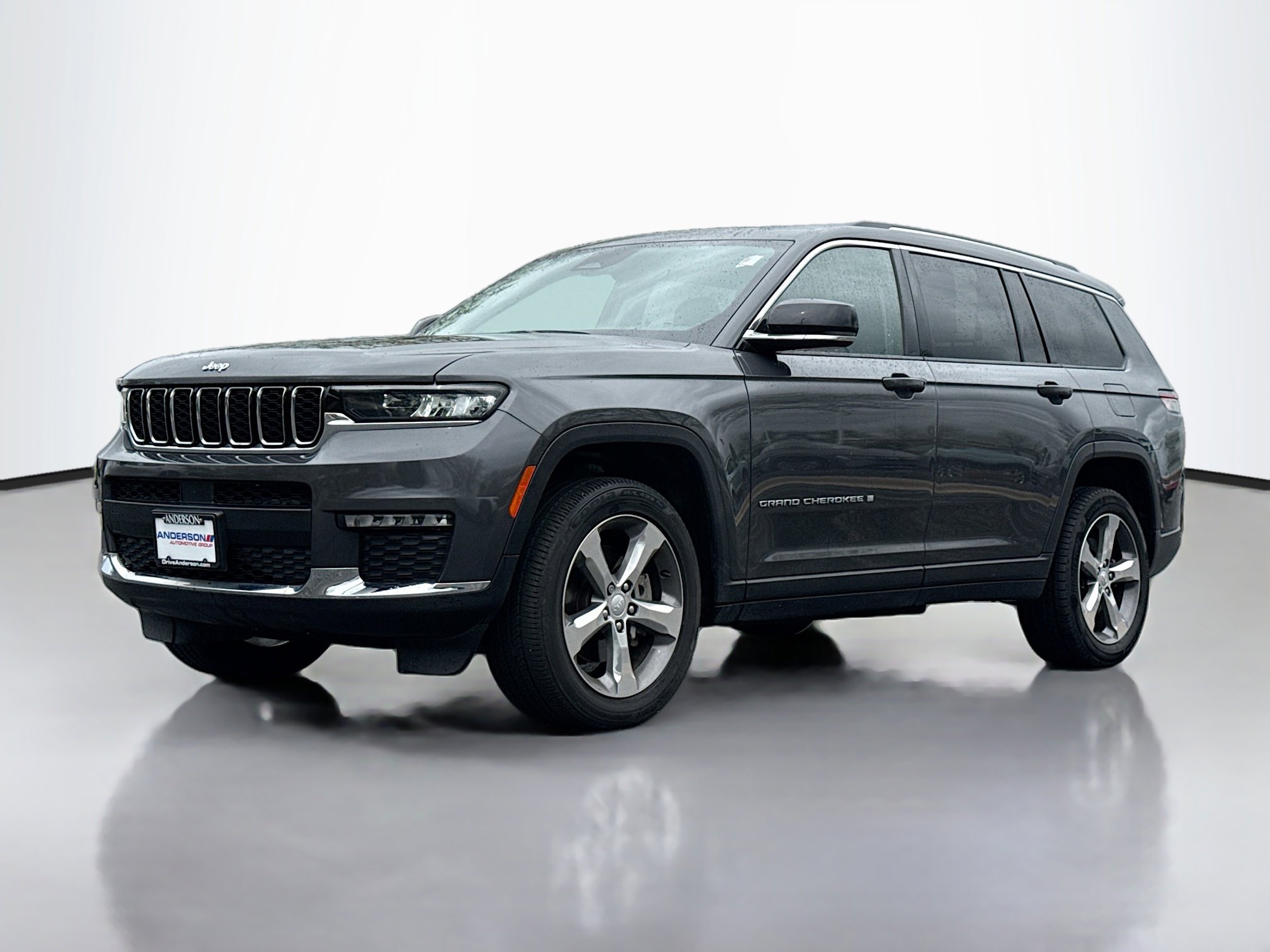 Used 2022 Jeep Grand Cherokee L Limited AWD/4WD image 13