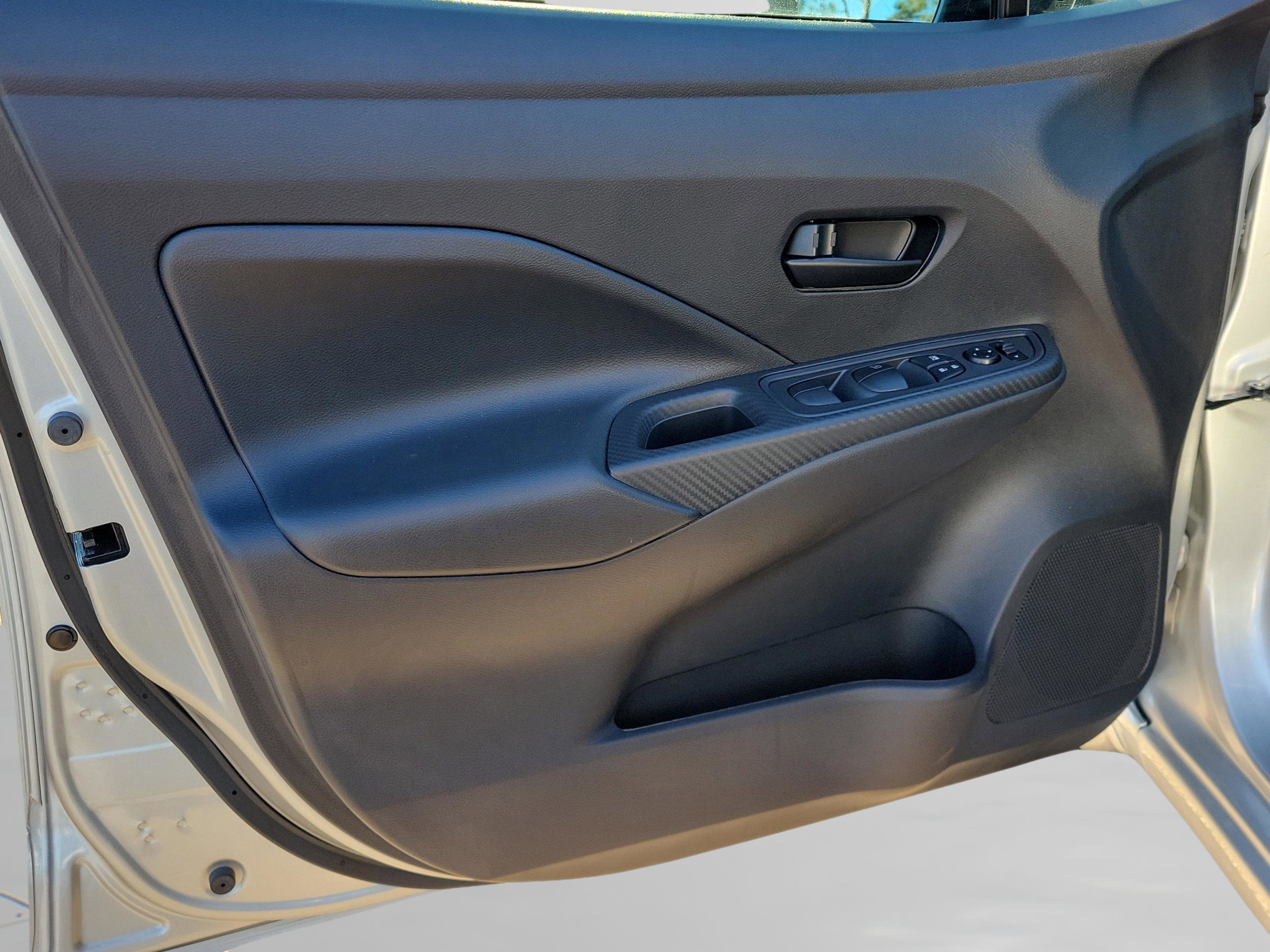 Certified 2025 Nissan Versa S image 18