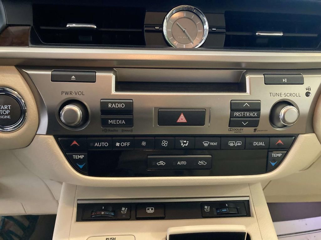 Used 2014 Lexus ES 350 350 w/ Luxury Package image 14