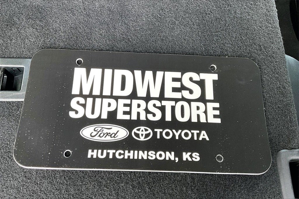 Used 2023 Ford Explorer Limited image 30