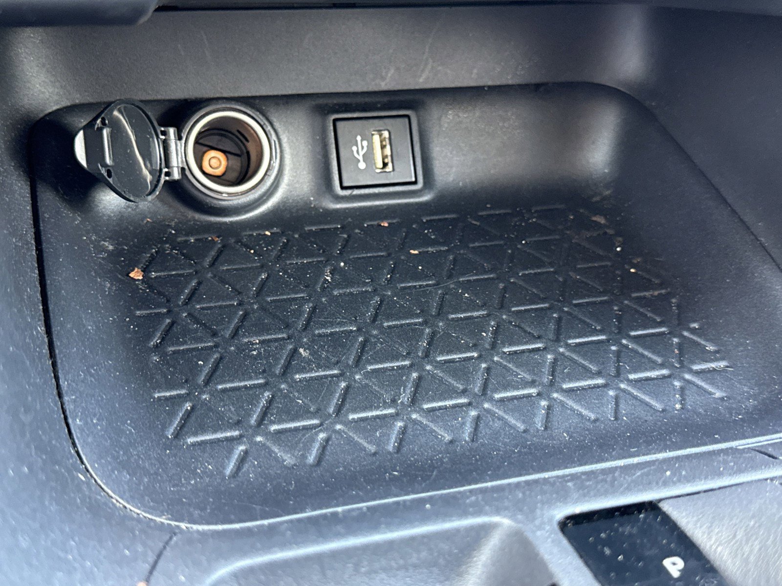 Used 2024 Toyota RAV4 XLE image 26