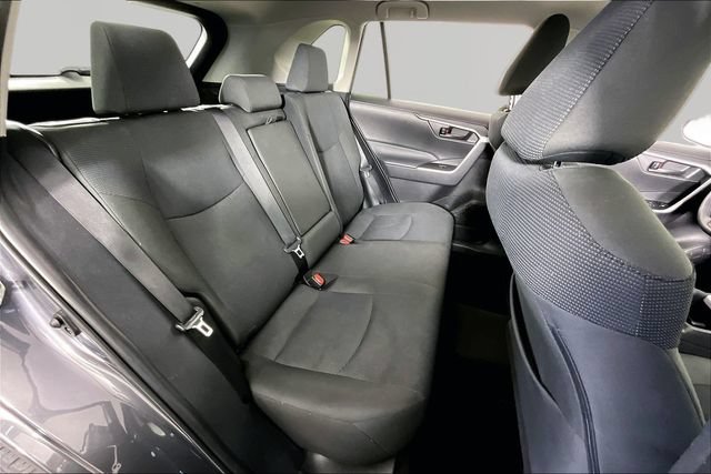 Used 2024 Toyota RAV4 LE AWD/4WD image 24