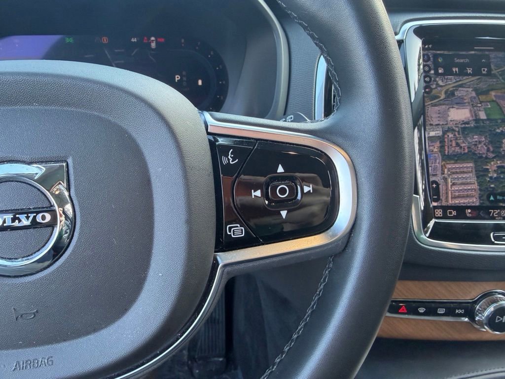 Used 2023 Volvo XC90 B6 Plus w/ Protection Package Premier image 23