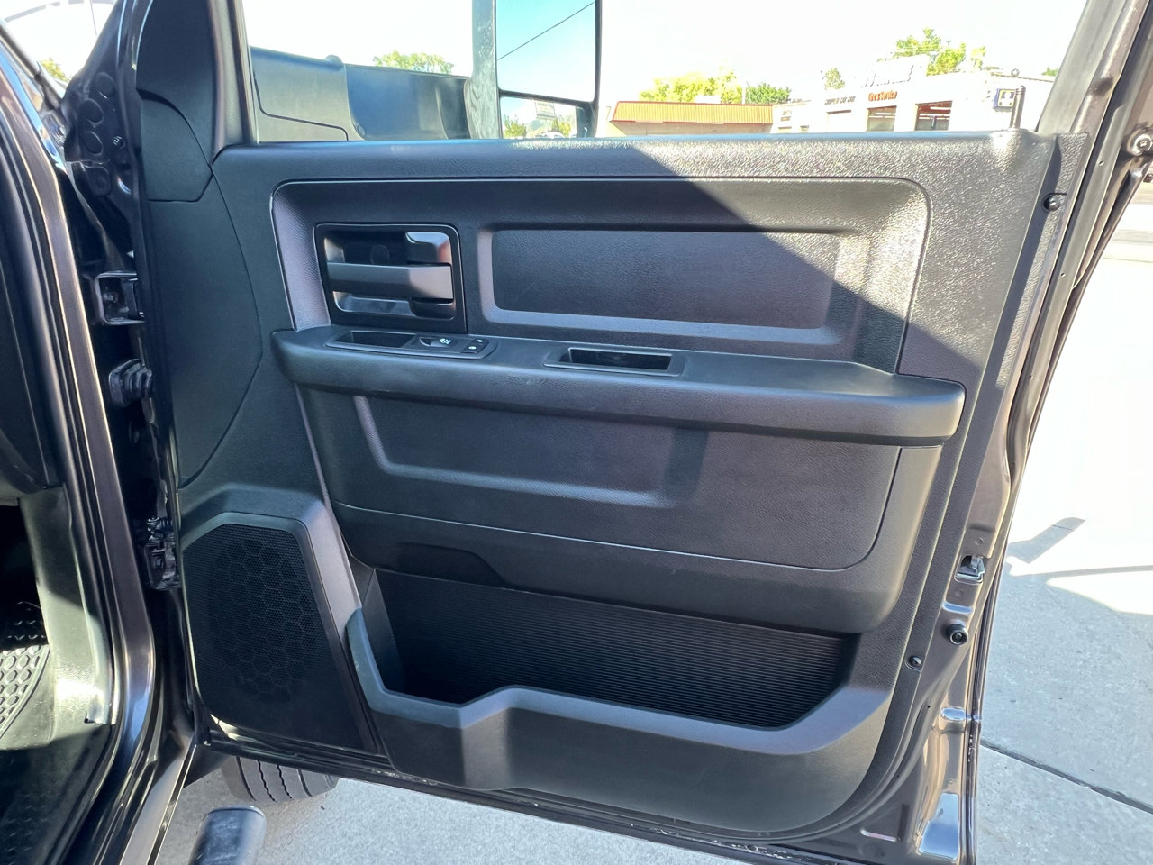 Used 2022 RAM 4500 Tradesman w/ Chrome Appearance Group image 19