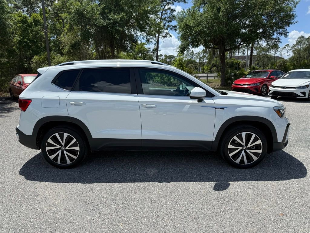 Used 2022 Volkswagen Taos SE image 8