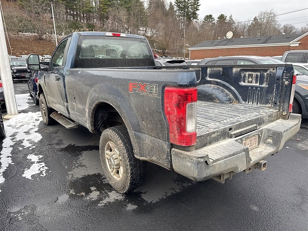 Used 2017 Ford F250 XL w/ Power Equipment Group image 4