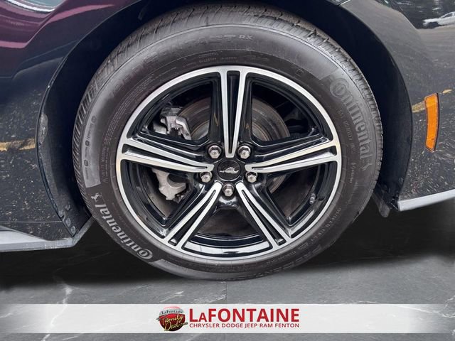 Used 2025 Ford Mustang Premium image 24