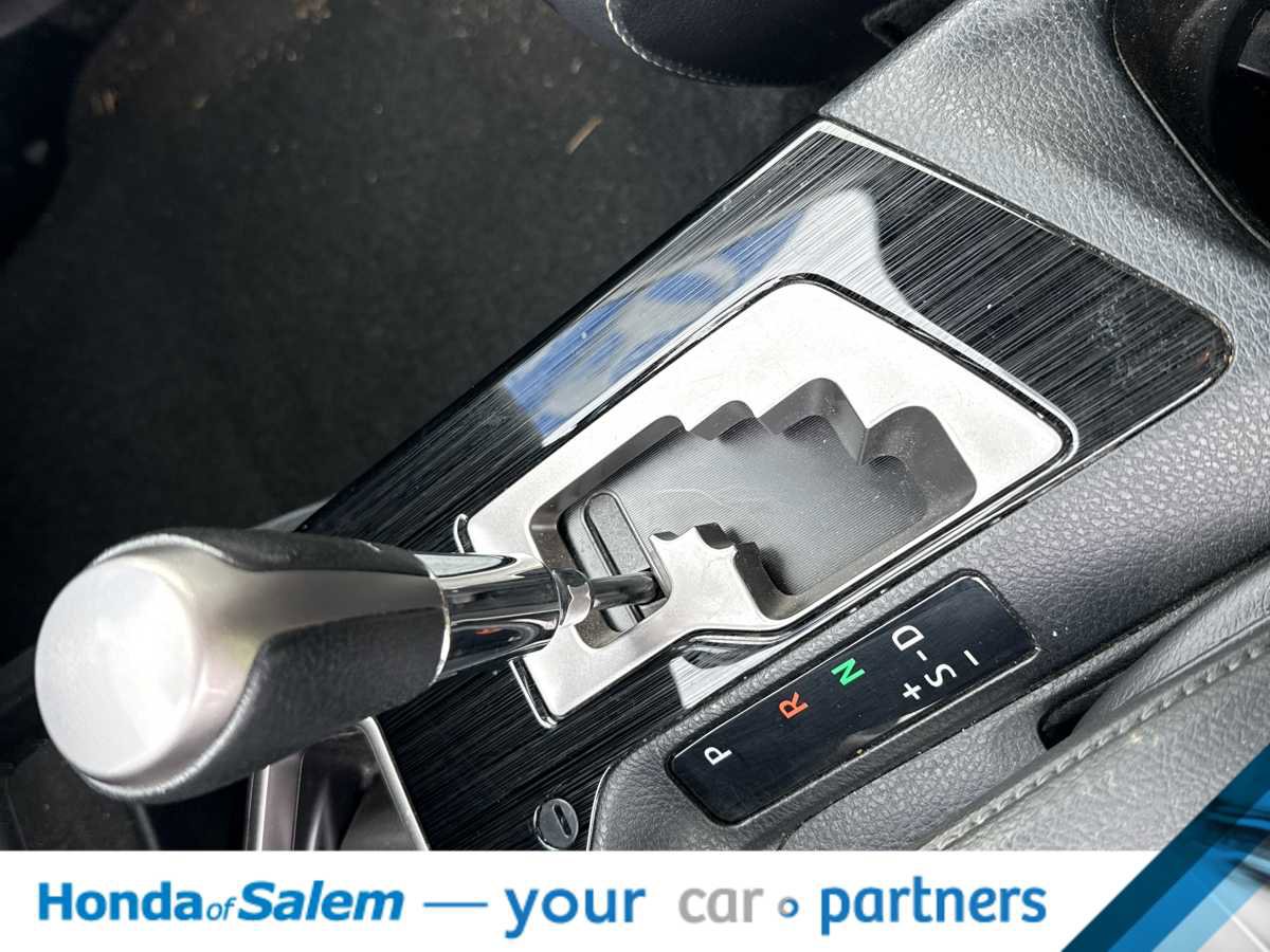 Used 2018 Toyota RAV4 Limited w/ All Weather Liner Package AWD/4WD image 18