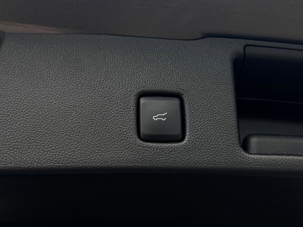Used 2025 Ford Escape ST-Line Select w/ Tech Pack #2 image 14