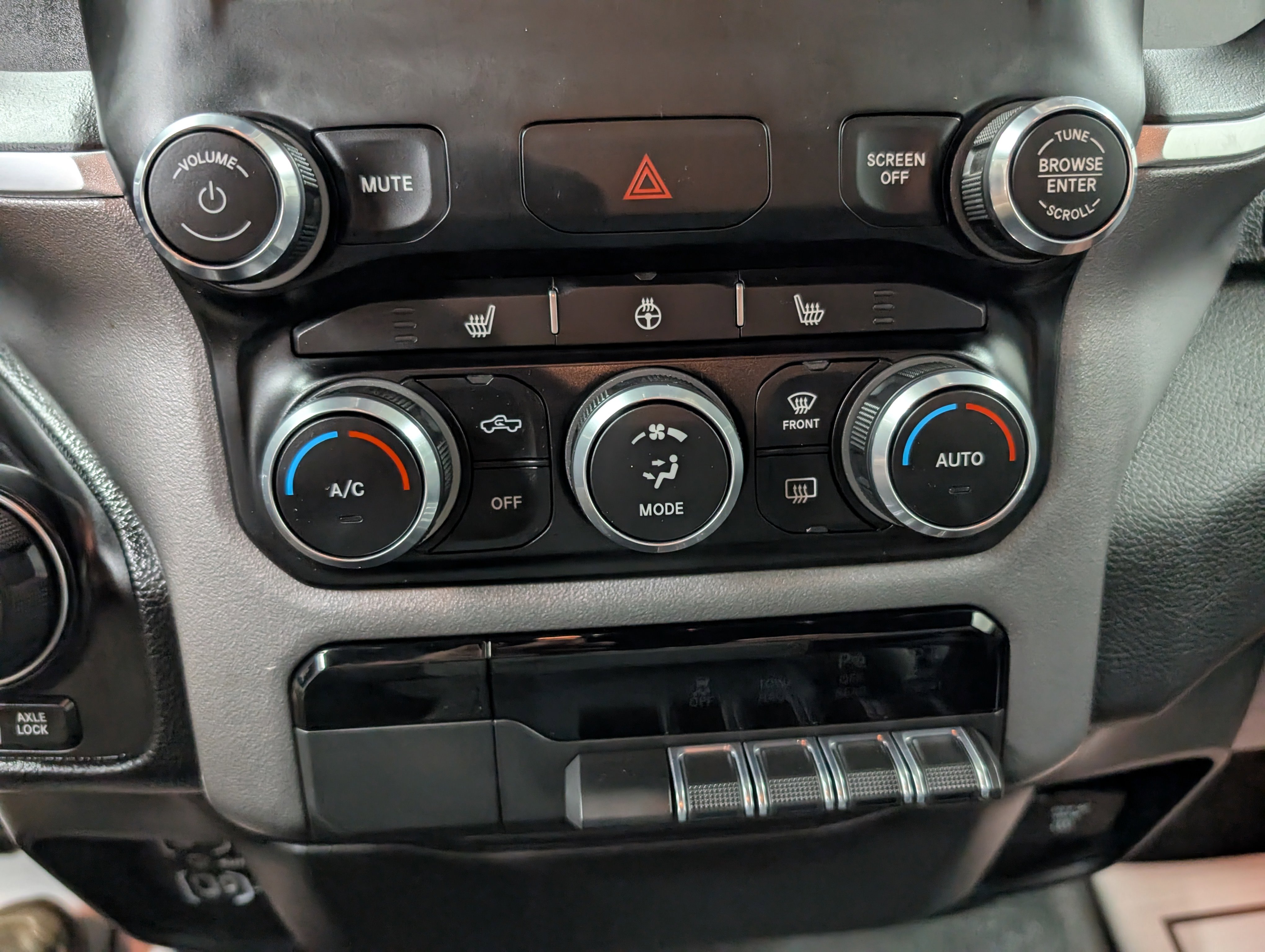 Used 2021 RAM 1500 Big Horn image 17