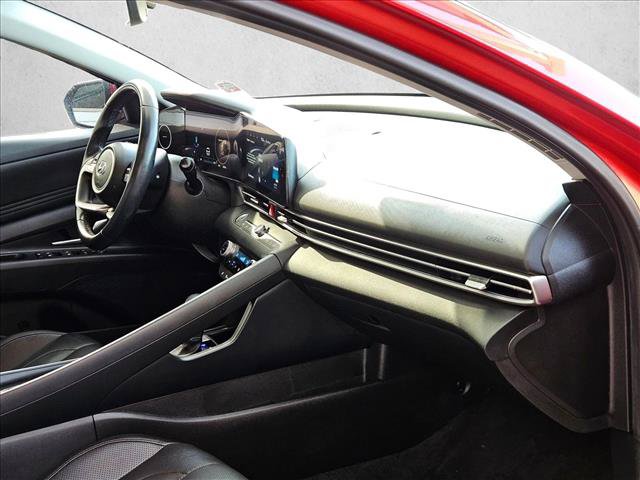 Used 2023 Hyundai Elantra Limited FWD image 20