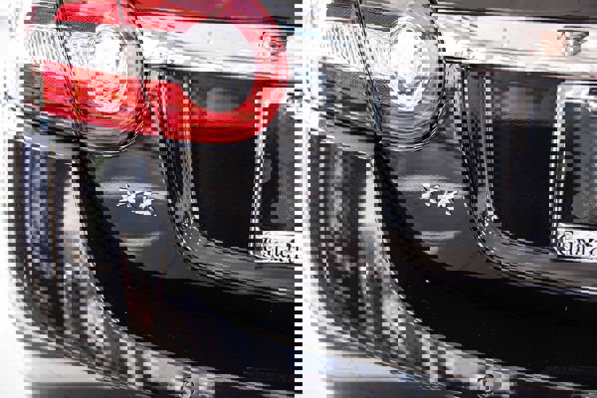 Used 2011 Jaguar XK Convertible image 16